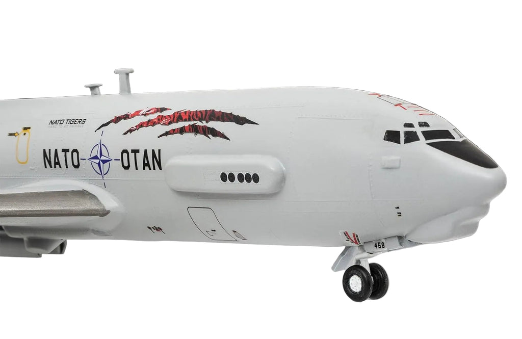 REVELL Boeing E 3A Sentry 1:144 Model Set-2